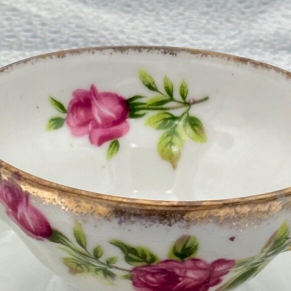 VTG Bone China Teacup‎ Saucer Set Gold Trim Pink Rose Romantic Floral High Tea - Picture 2 of 13